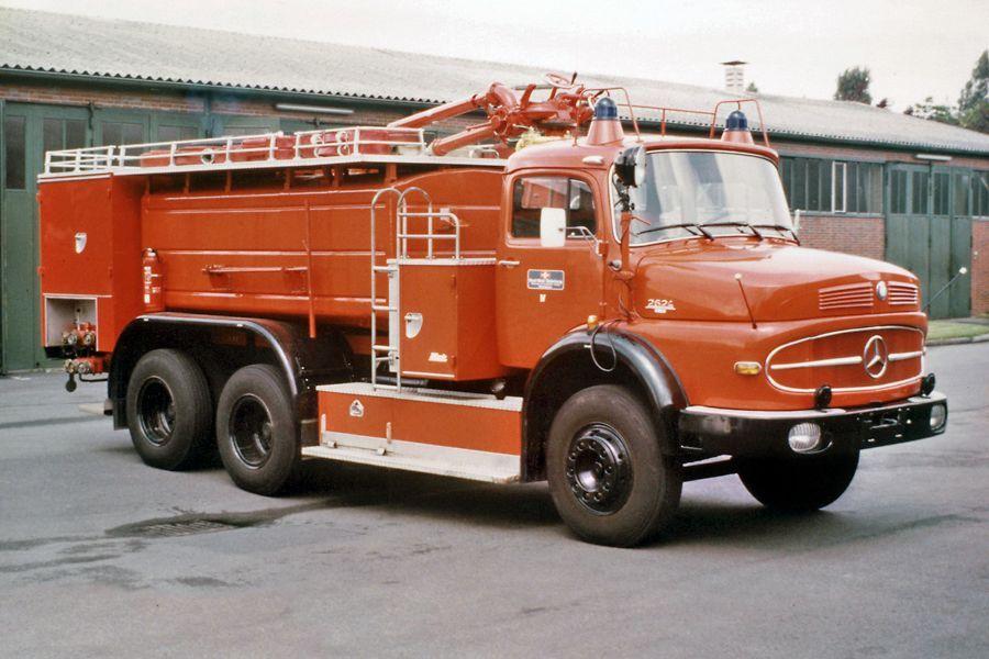  Mercedes-Benz LK2624 Industrieloschfahrzeug Metz 1971 года  (фото 1 из 7)